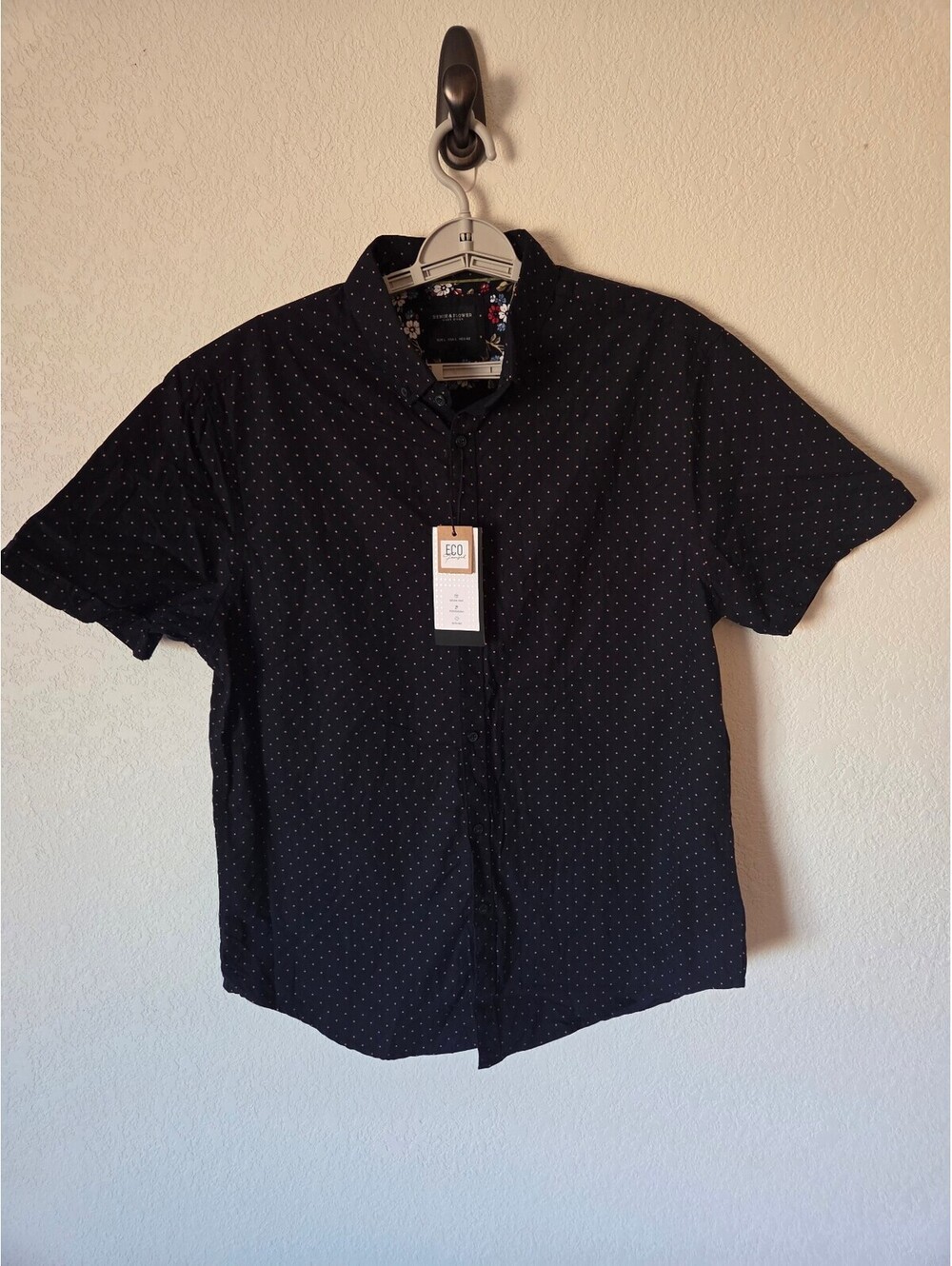 Denim & Flower Men's Black Short Sleeve Button-Up Shirt with Orange Polka Dots